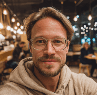 Alex Novak, Moonly user from Brno